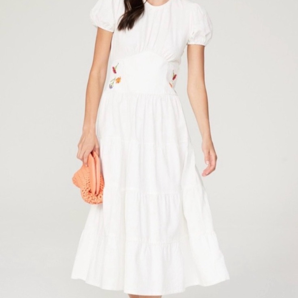 Lisa Says Gah Madison dress. White Puff Sleeve Dress with Floral Embroidery